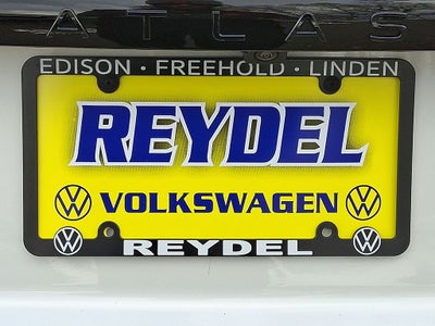 2026 Volkswagen Atlas Cross Sport 2.0T SEL R-Line Black