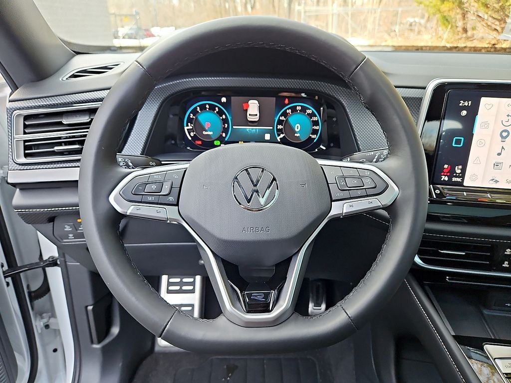 2024 Volkswagen Atlas Cross Sport 2.0T SEL R-Line