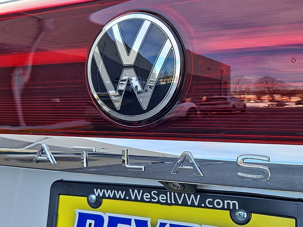 2024 Volkswagen Atlas Cross Sport 2.0T SEL R-Line
