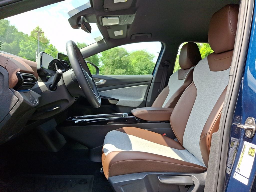 2023 Volkswagen ID.4 Pro