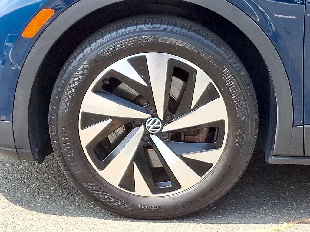 2023 Volkswagen ID.4 Pro