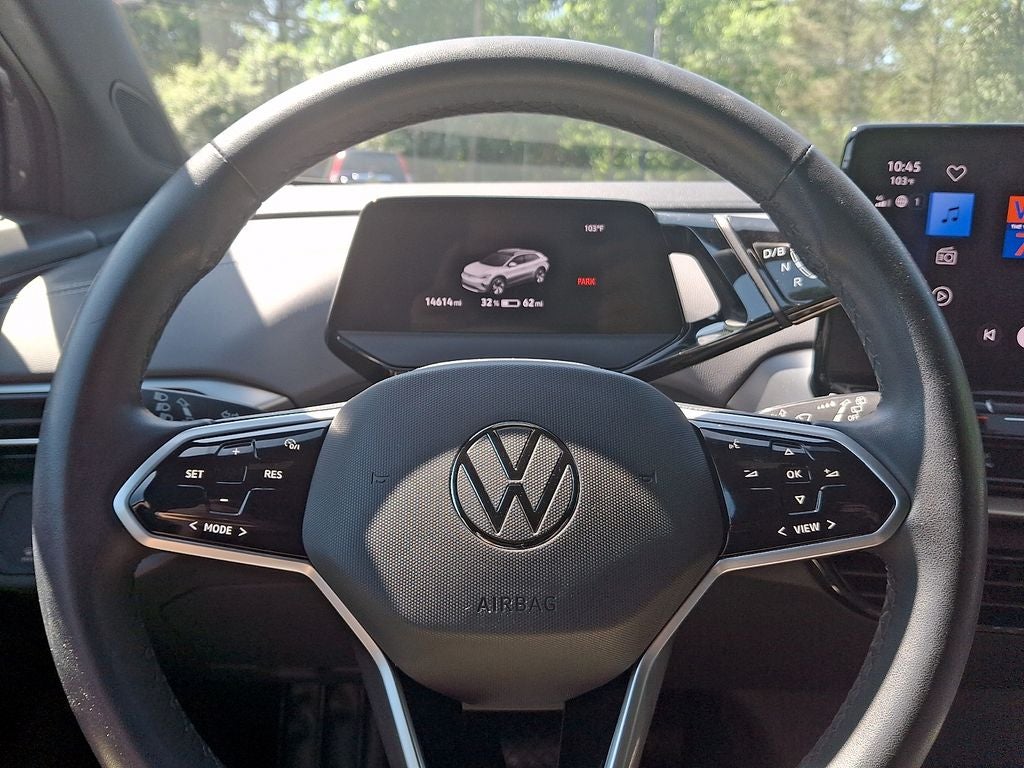 2023 Volkswagen ID.4 Pro