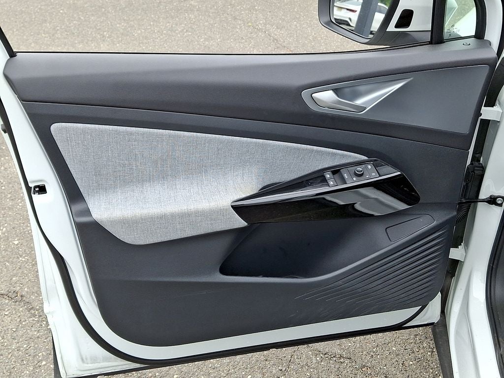 2025 Volkswagen ID.4 Pro
