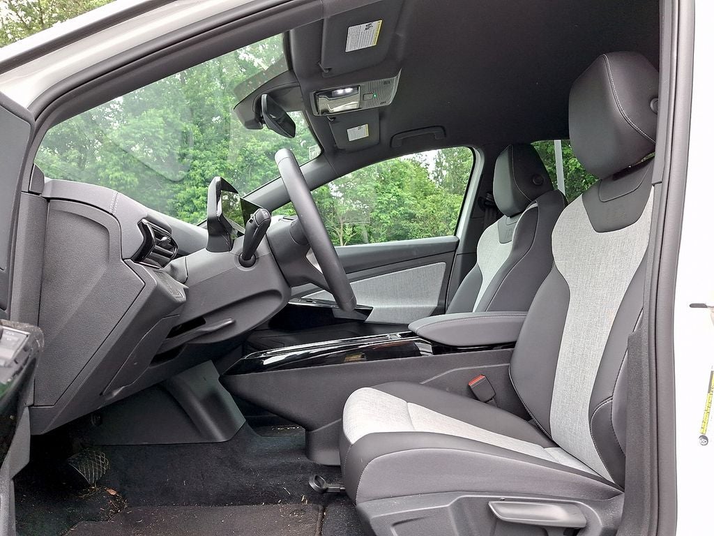 2025 Volkswagen ID.4 Pro