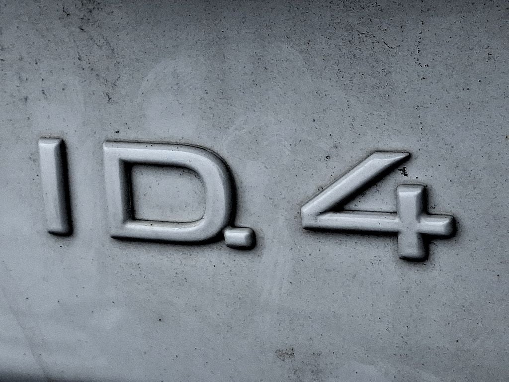 2025 Volkswagen ID.4 Pro