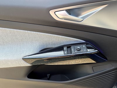 2025 Volkswagen ID.4 Pro