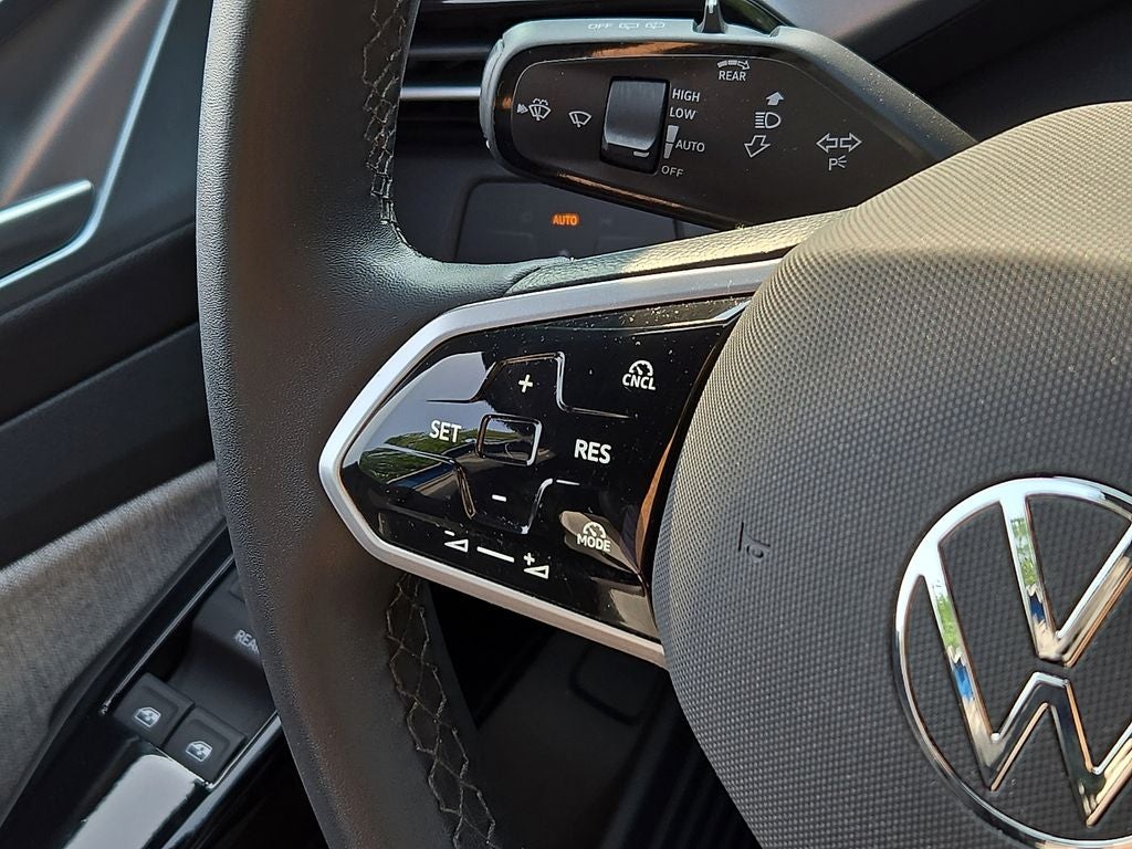 2025 Volkswagen ID.4 Pro