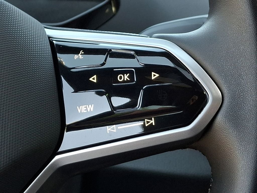 2025 Volkswagen ID.4 Pro