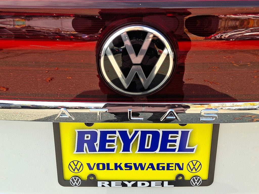 2026 Volkswagen Atlas Cross Sport 2.0T SEL Premium R-Line