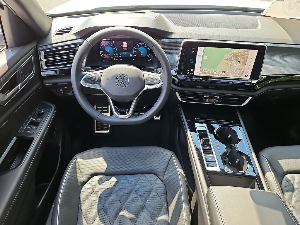 2026 Volkswagen Atlas Cross Sport SEL Premium R-Line