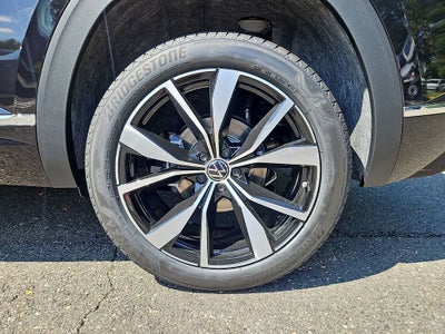 2026 Volkswagen Atlas Cross Sport SEL Premium R-Line