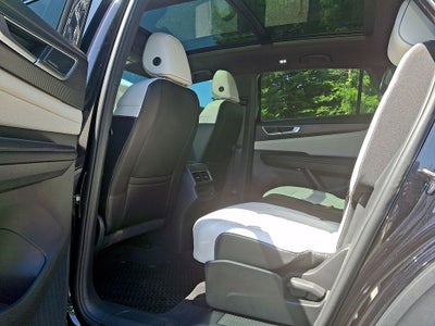 2024 Volkswagen Atlas Cross Sport 2.0T SEL Premium R-Line