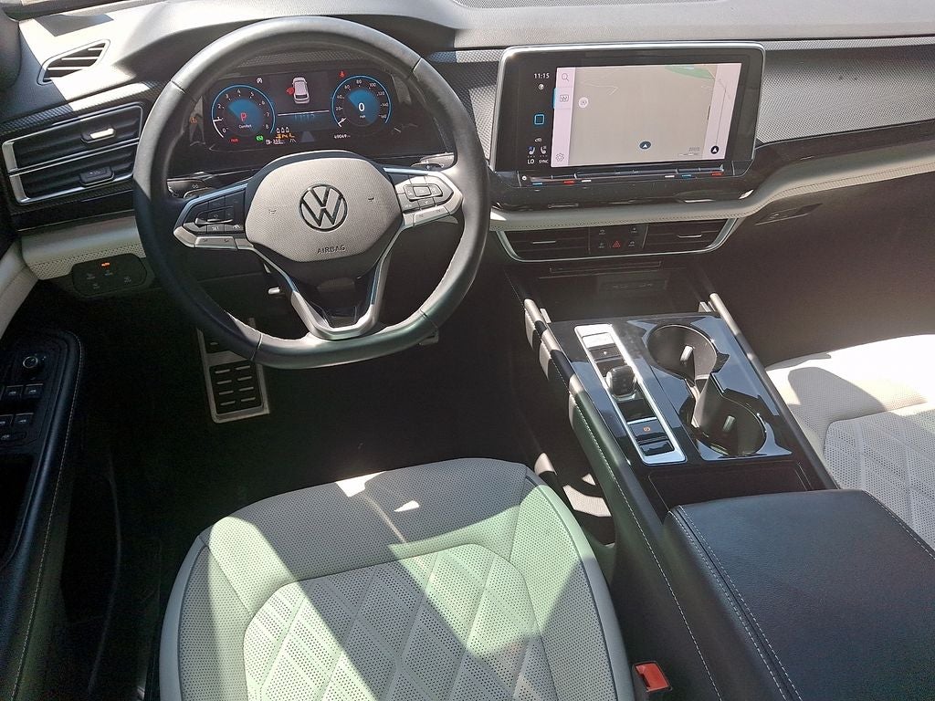 2024 Volkswagen Atlas Cross Sport 2.0T SEL Premium R-Line
