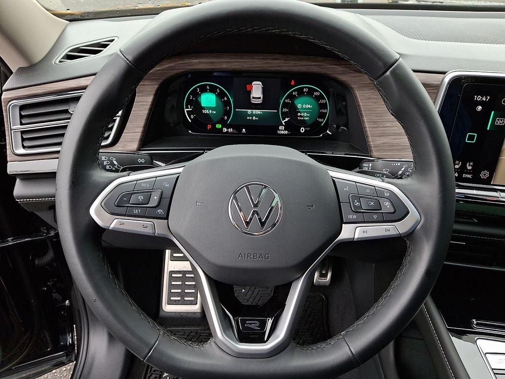 2025 Volkswagen Atlas 2.0T SEL Premium R-Line