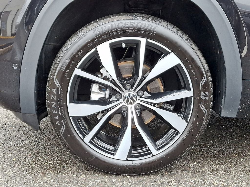 2025 Volkswagen Atlas 2.0T SEL Premium R-Line