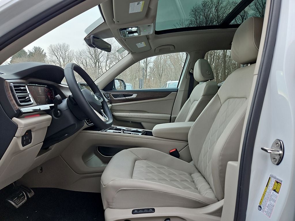 2025 Volkswagen Atlas 2.0T SEL Premium R-Line