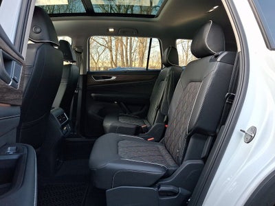 2025 Volkswagen Atlas 2.0T SEL Premium R-Line