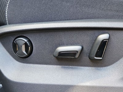 2026 Volkswagen Atlas Cross Sport SE w/Technology