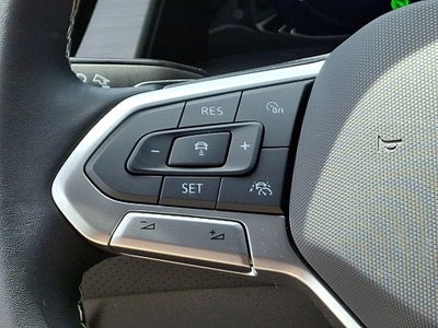 2025 Volkswagen Atlas Cross Sport 2.0T SE w/Technology