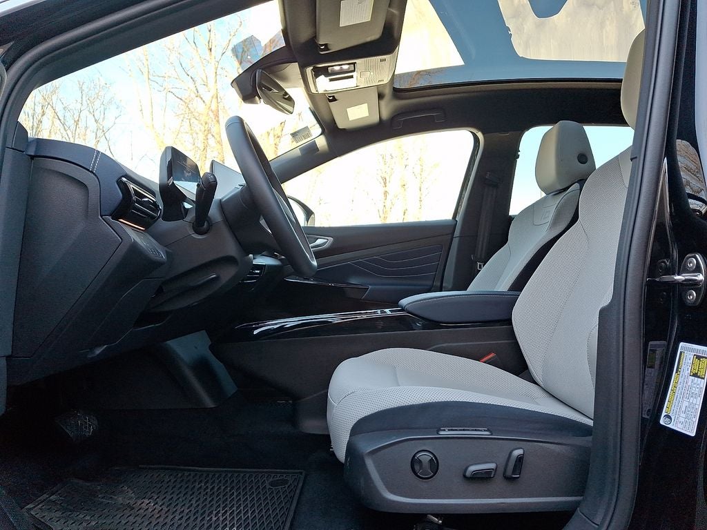 2025 Volkswagen ID.4 Pro S Plus