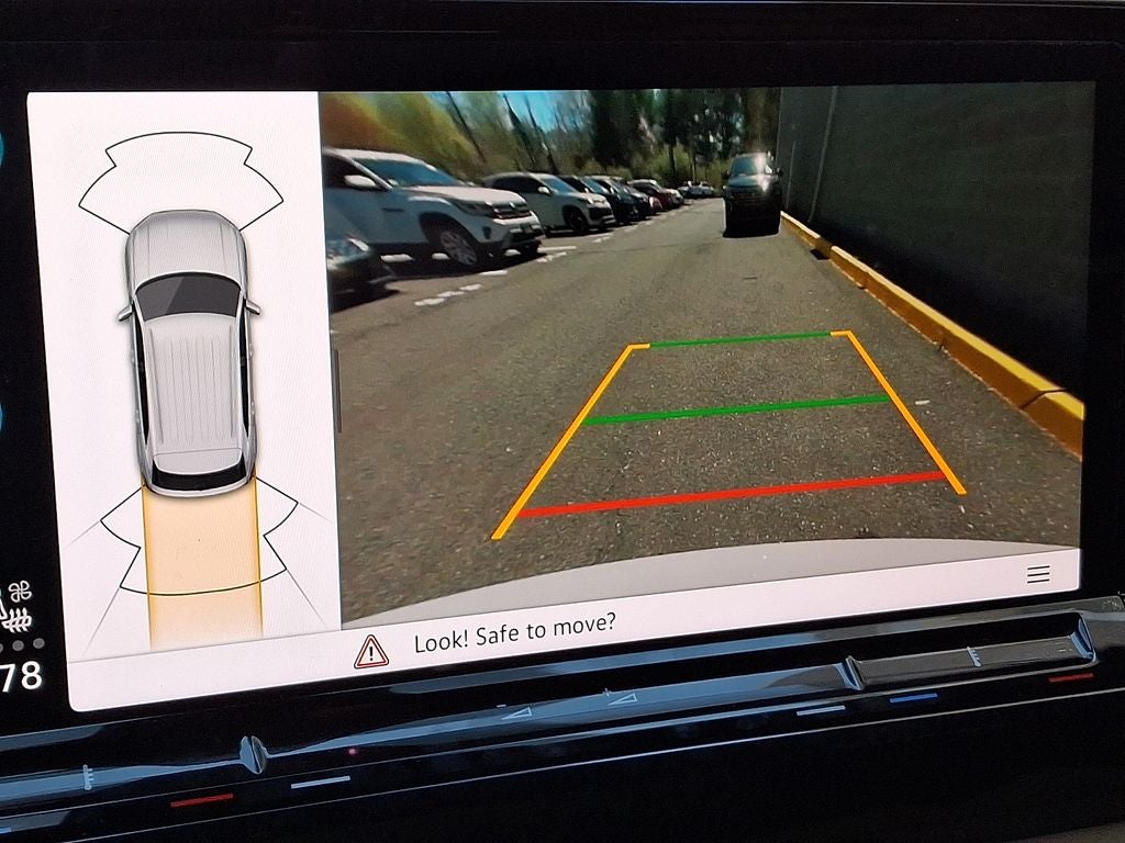 2025 Volkswagen Atlas Cross Sport 2.0T SE w/Technology