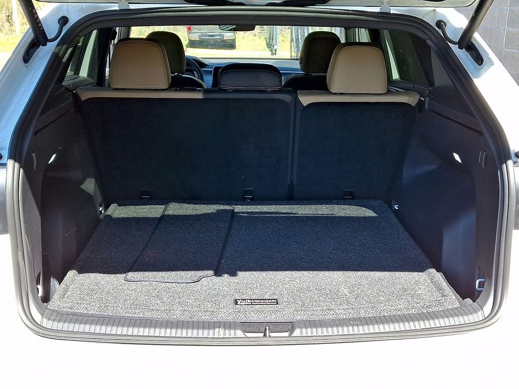 2025 Volkswagen Atlas Cross Sport 2.0T SE w/Technology