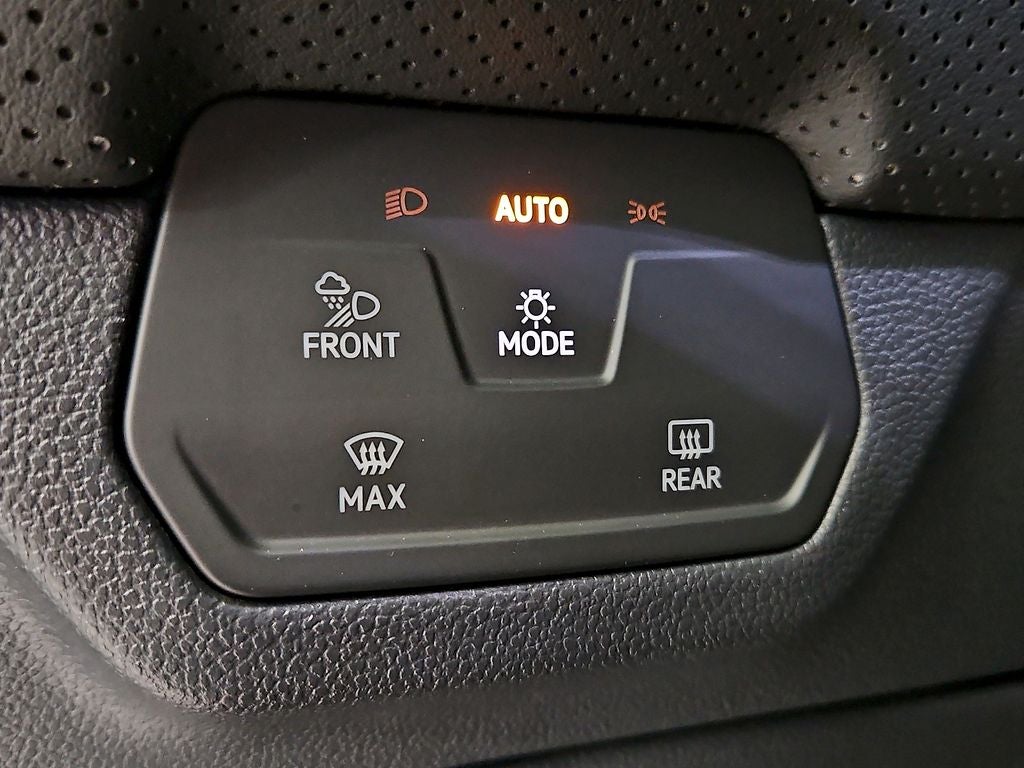 2025 Volkswagen Atlas Cross Sport 2.0T SE