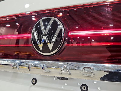 2025 Volkswagen Atlas 2.0T SE