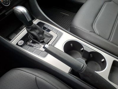 2021 Volkswagen Passat 2.0T R-Line