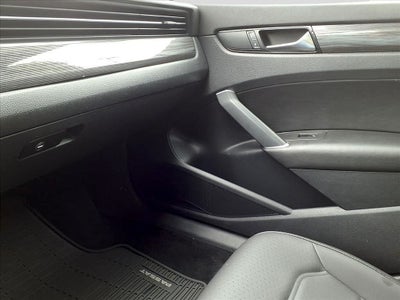 2021 Volkswagen Passat 2.0T R-Line