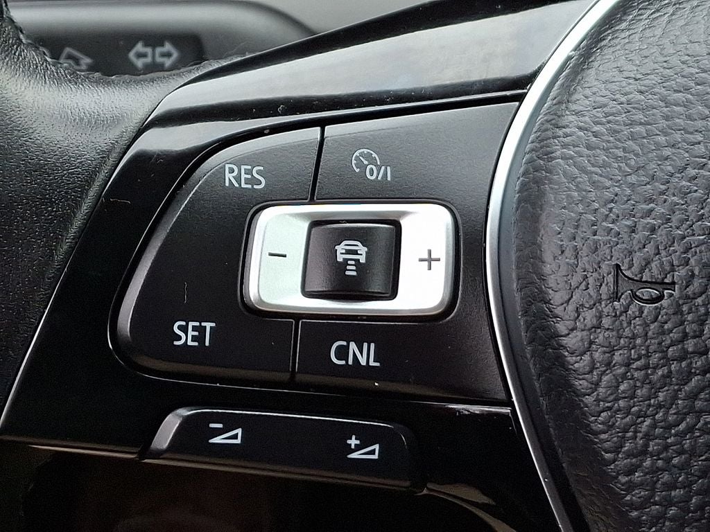 2020 Volkswagen Passat 2.0T SE