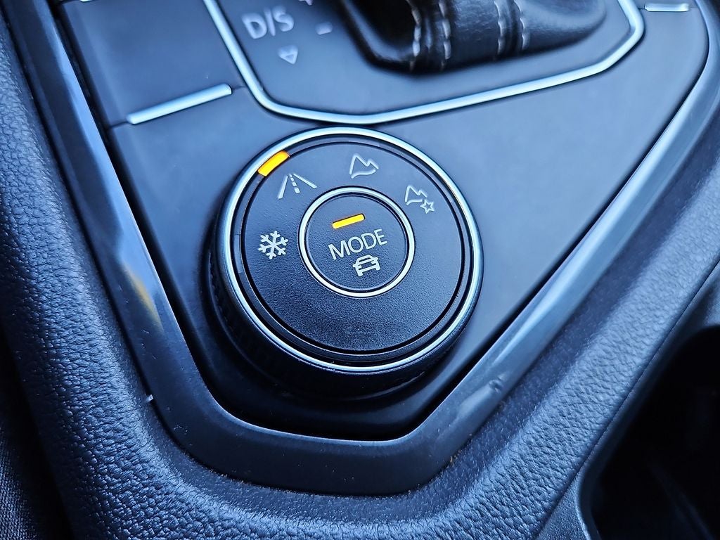 2021 Volkswagen Tiguan 2.0T SE R-Line Black