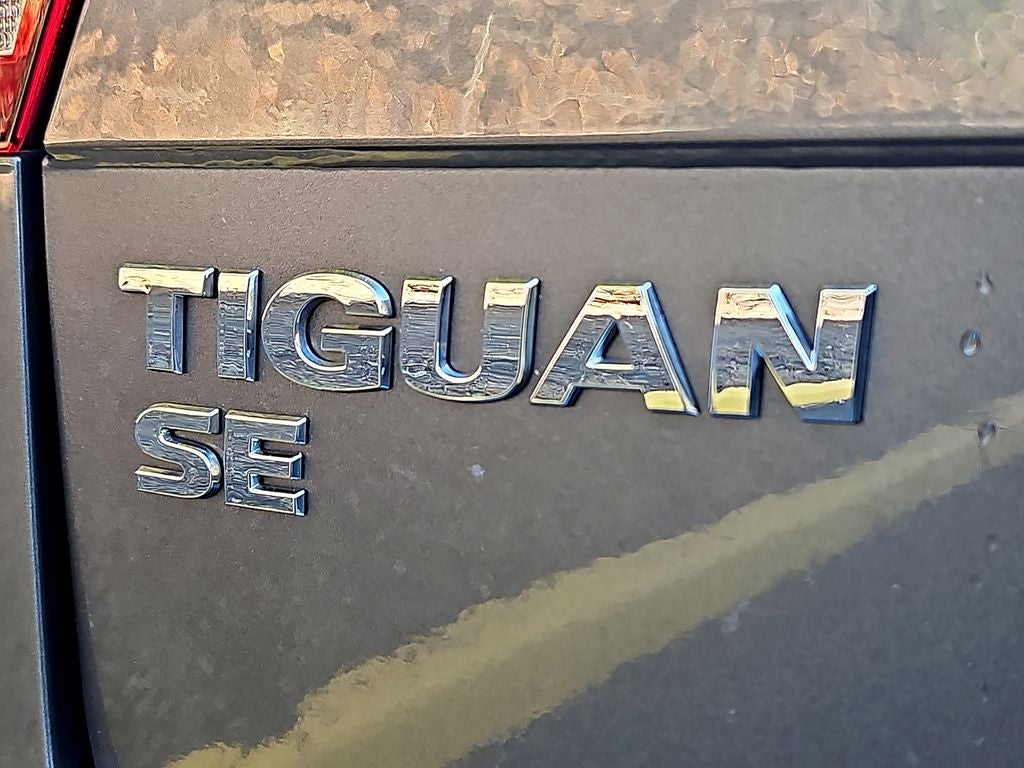 2021 Volkswagen Tiguan 2.0T SE R-Line Black