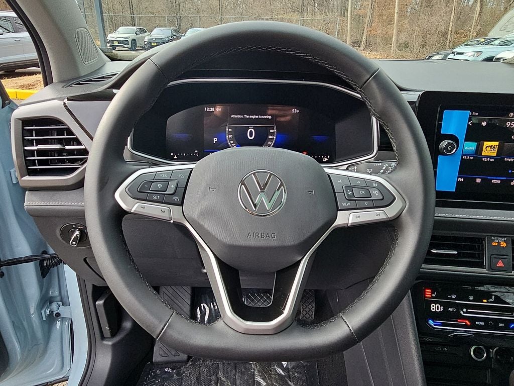 2026 Volkswagen Taos 1.5T SE Black