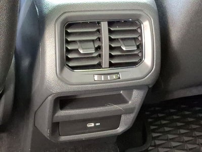 2025 Volkswagen Taos 1.5T SE Black