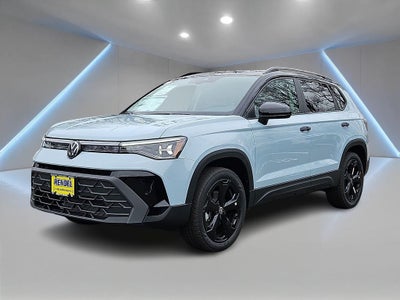 2026 Volkswagen Taos 1.5T SE Black