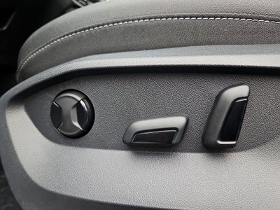 2026 Volkswagen Taos 1.5T SE Black