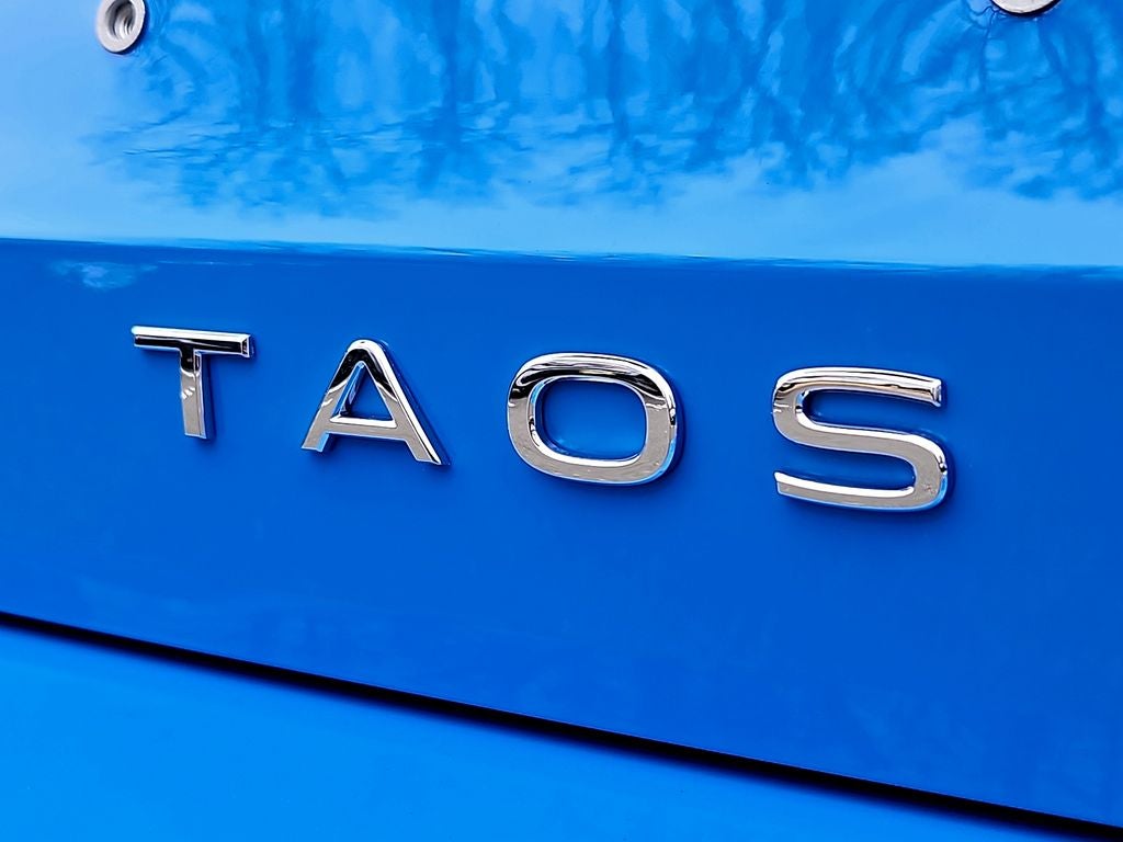 2026 Volkswagen Taos 1.5T SE Black