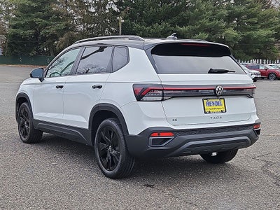 2026 Volkswagen Taos 1.5T SE Black