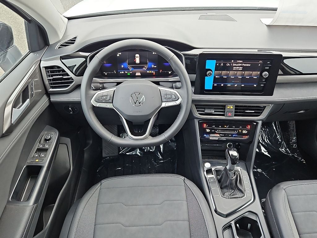 2026 Volkswagen Taos 1.5T SE Black