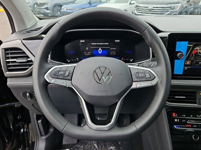 2026 Volkswagen Taos 1.5T SE Black