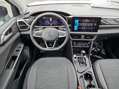 2026 Volkswagen Taos 1.5T SE Black