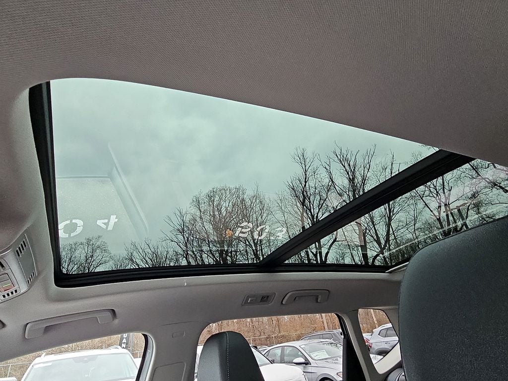 2026 Volkswagen Taos 1.5T SE Black