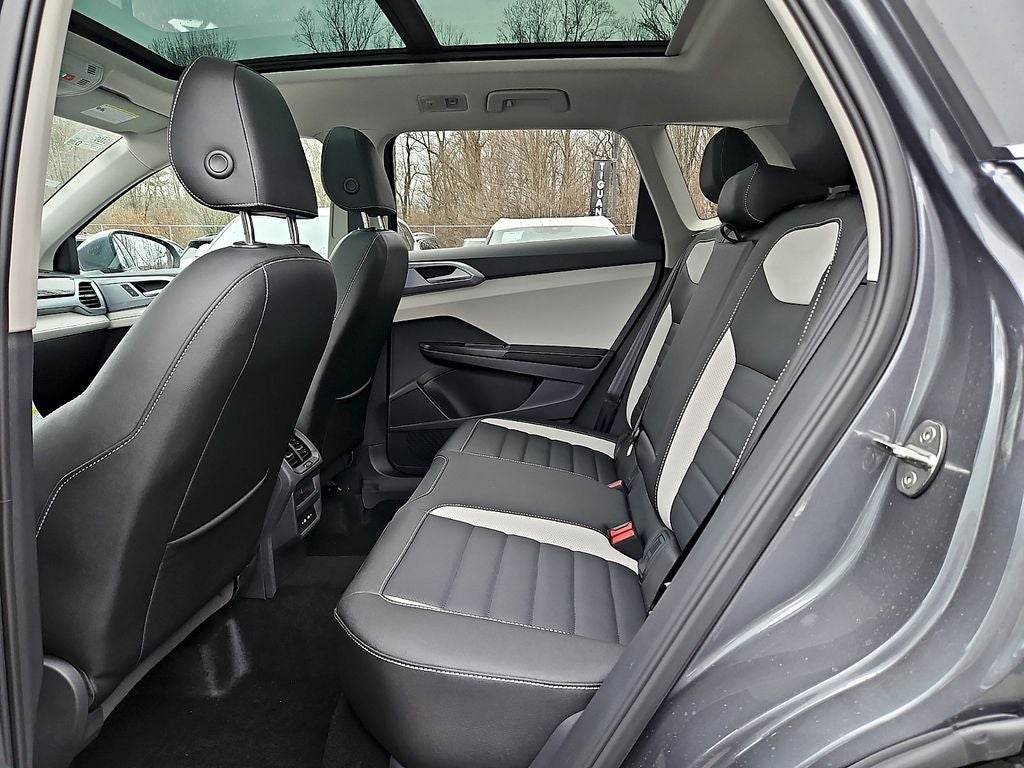 2026 Volkswagen Taos 1.5T SEL