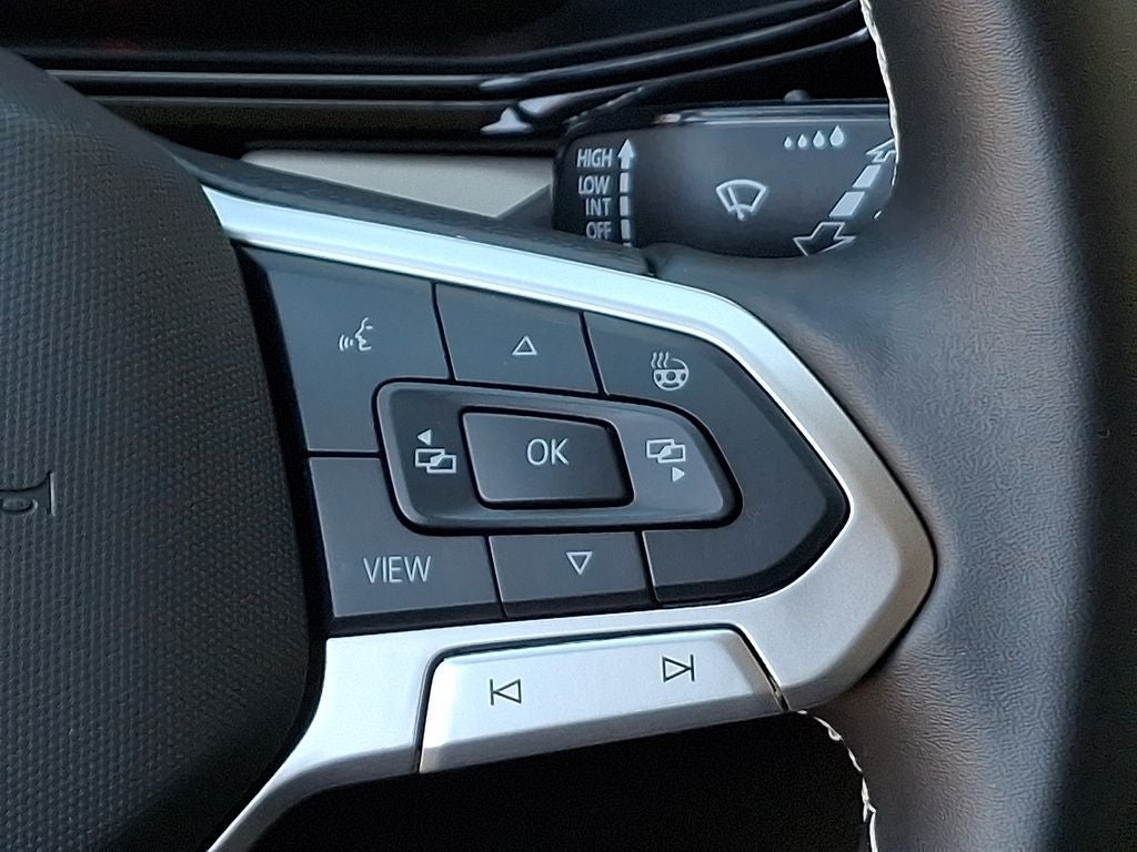 2025 Volkswagen Taos 1.5T S