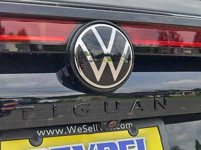 2026 Volkswagen Tiguan 2.0T SE R-Line Black