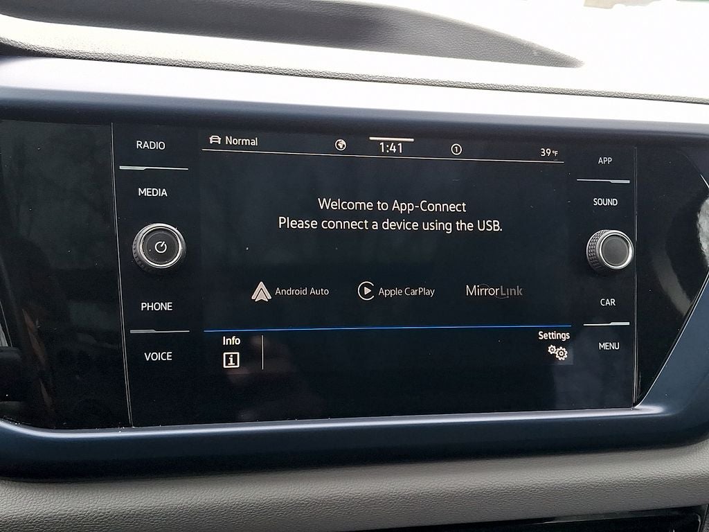 2022 Volkswagen Taos 1.5T SE