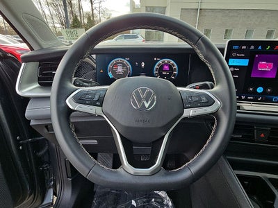 2025 Volkswagen Tiguan 2.0T SE
