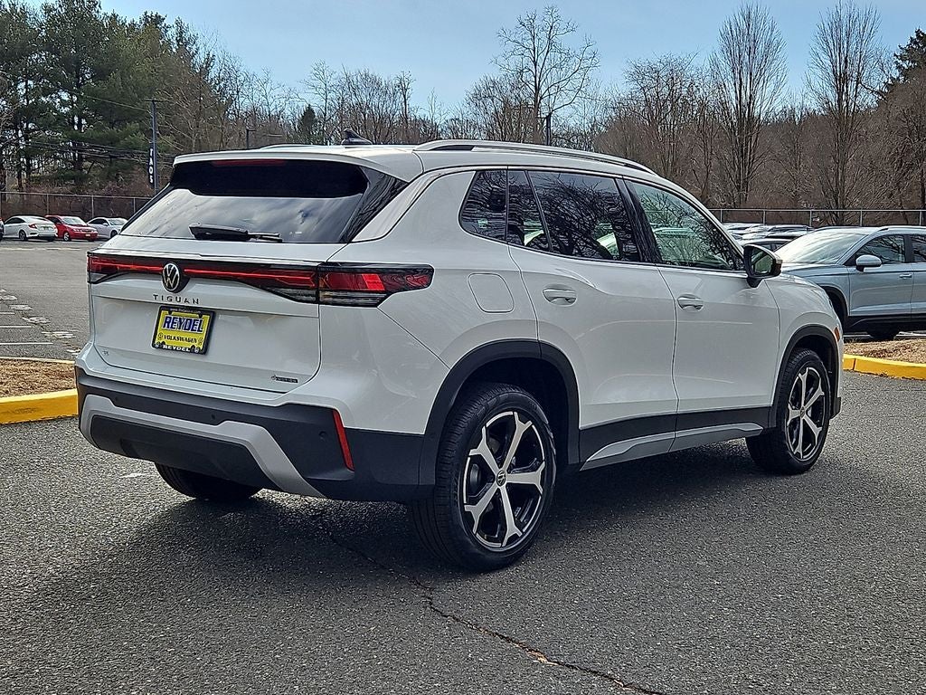 2026 Volkswagen Tiguan 2.0T SE