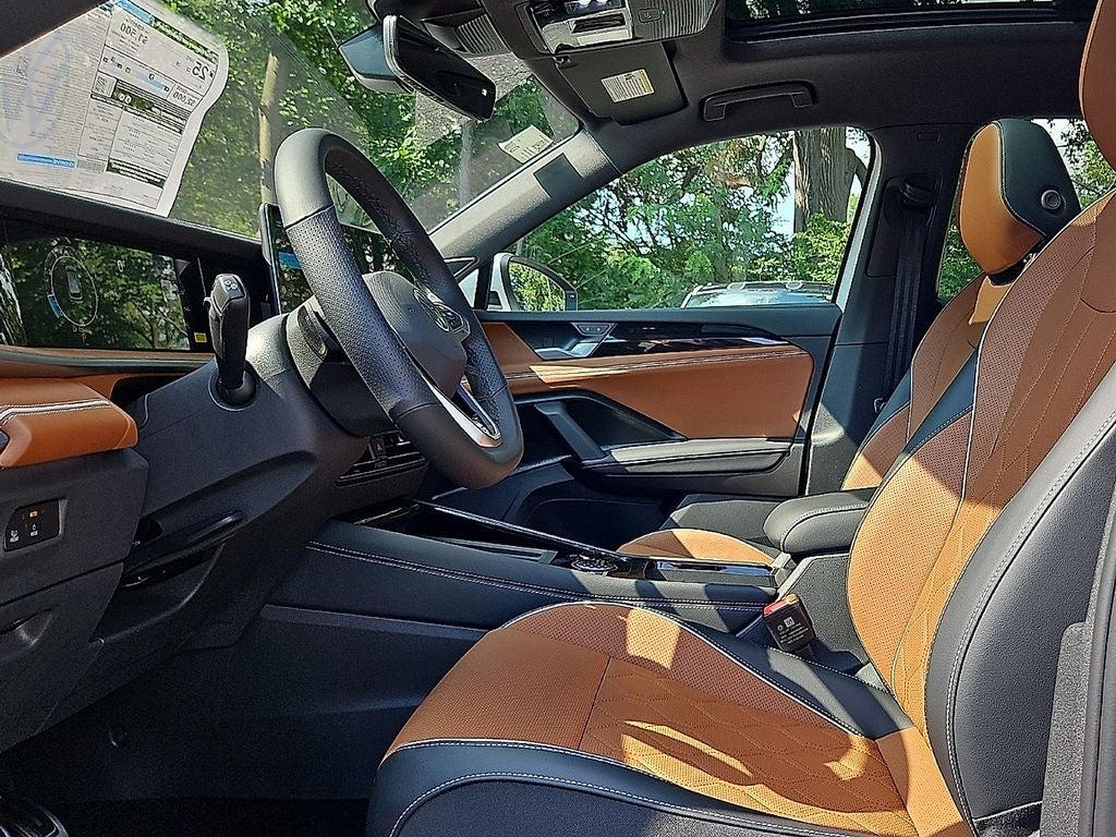2026 Volkswagen Tiguan 2.0T SEL R-Line